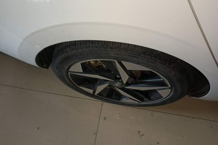 Used Hyundai Elantra 2021 1.5L CVT LUX Prestige Edition