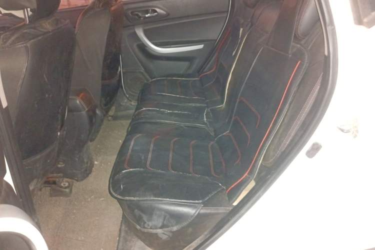 Used Changan CS35 2015 1.6L Manual Luxury Model China IV Standard