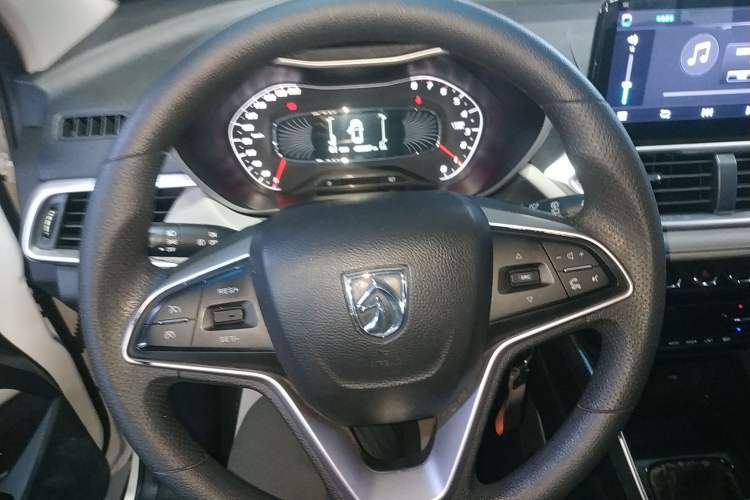 Used Baojun 510 2017 1.5L Manual Fashion Edition
