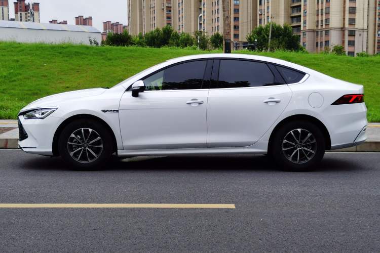 Used BYD Qin PLUS 2023 Champion Edition DM-i 55KM Leading Model
