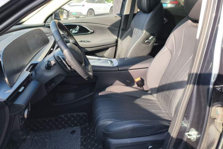 Used  Lingyun 2024 400T Four-Wheel Drive Star Prestige Edition
