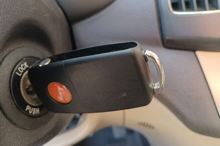 Used Hyundai Celesta 2011 1.6L Manual Comfort Version
