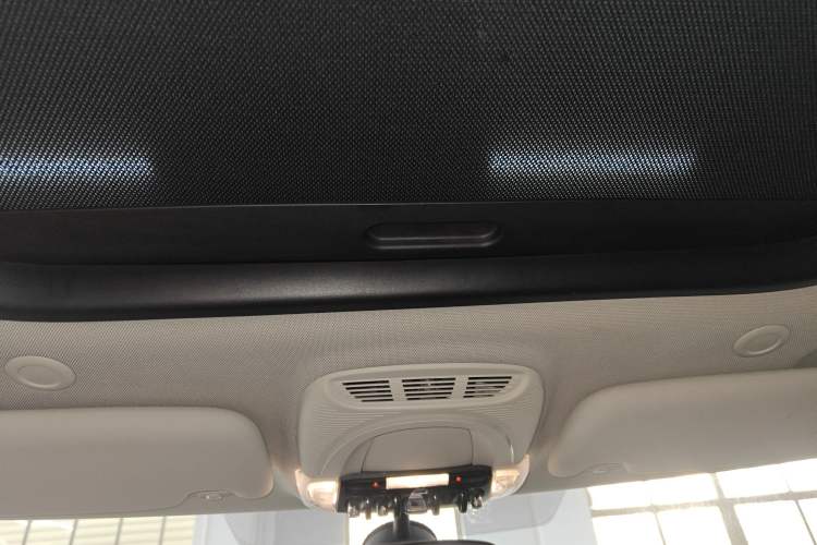 Used  MINI 2014 1.2T ONE+
