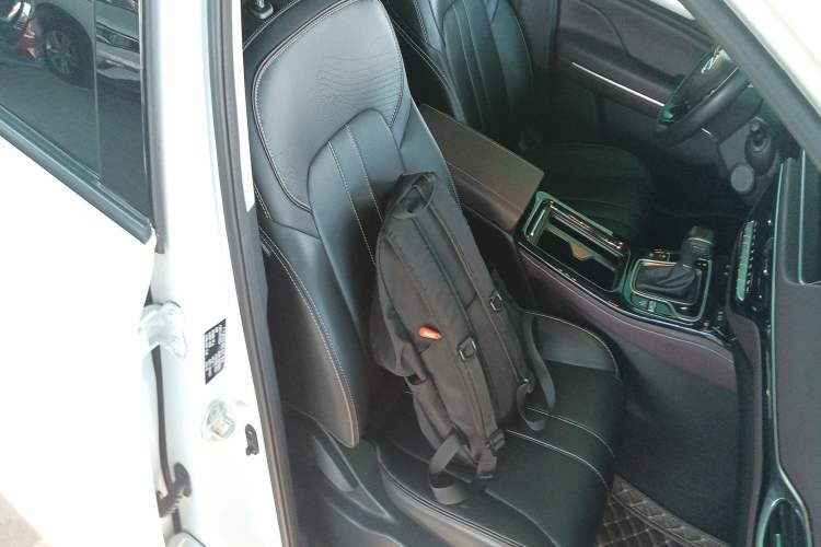 Used GAC Trumpchi M6 2023 PRO 270T DCT Luxury Edition
