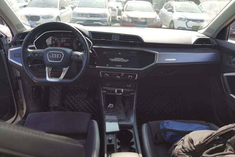 Used Audi Q3 2022 35 TFSI Fashion Dynamic Model
