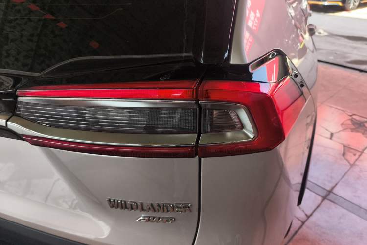 Used Toyota Wildlander 2023 2.0L CVT Four-Wheel Drive Luxury PLUS Edition