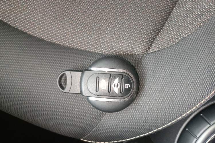 Used  MINI 2014 1.5T COOPER Fun
