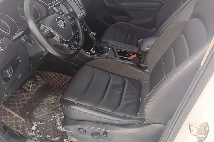 Used Volkswagen Tiguan L 2018 Revised Version 330TSI Automatic Two-Wheel Drive Comfort Edition
