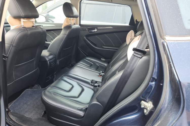 Used Dongfeng Fengon 580 2016 Revised Version 1.5T CVT Luxury Edition
