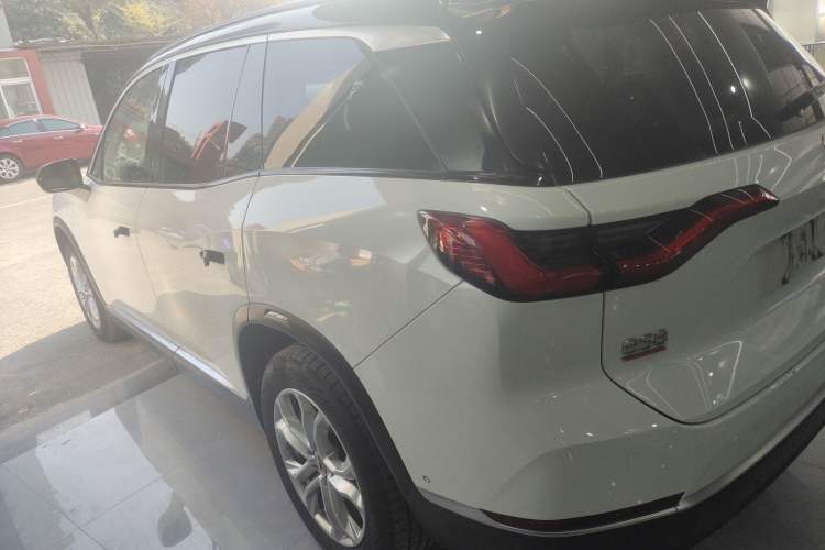 Used Nio ES8 2020 450 km Range 7-Seater Version
