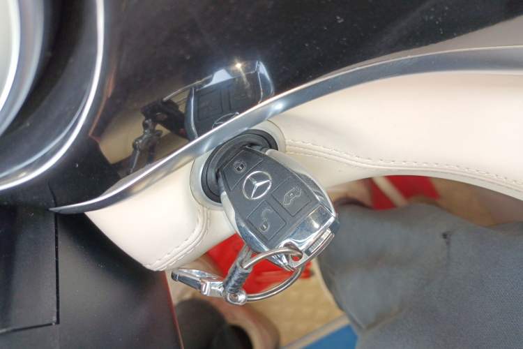 Used Mercedes-Benz V-Class 2021 V 260 L Long Wheelbase Prestige Edition