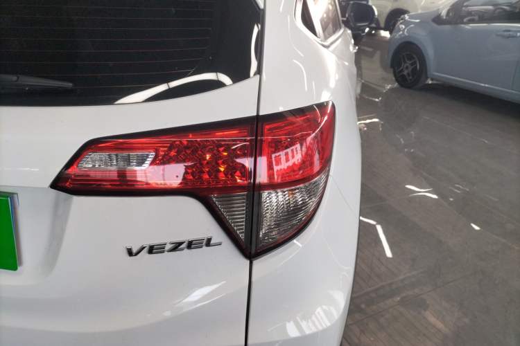 Used Honda Vezel 2020 1.5L CVT Pioneer Edition