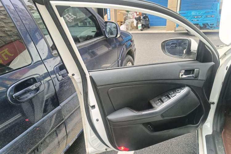 Used Kia K5 2014 2.0L Automatic LUXURY
