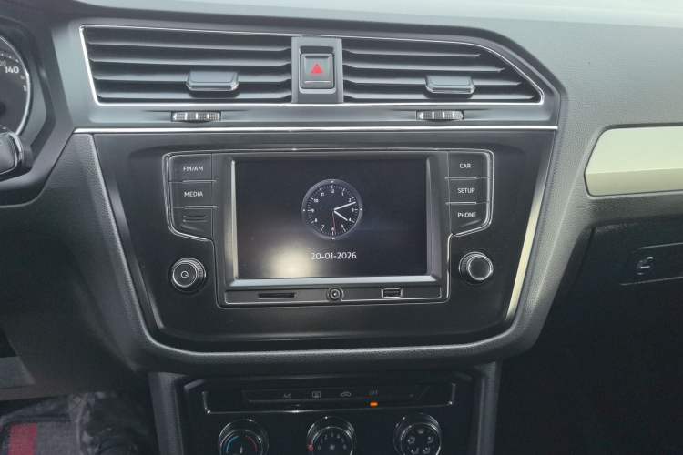 Used Volkswagen Tiguan L 2017 330TSI Automatic Two-Wheel Drive Luxury Edition
