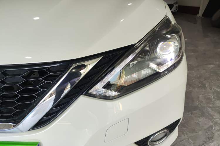 Used Nissan Sylphy 2019 1.6XV CVT Smart Connect Luxury Edition China VI Standard
