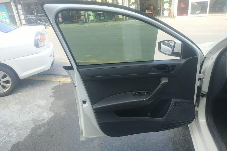 Used Volkswagen Santana 2017 Haval H6 1.6L Automatic Fashion Edition
