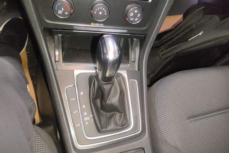 Used Volkswagen Golf 2018 1.6L Automatic Comfort Model
