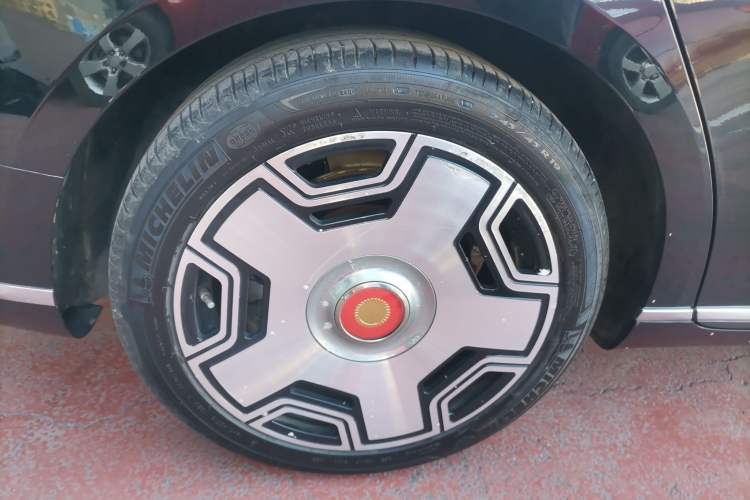 Used Hongqi H9 2022 2.0T Smart Connect Flagship Edition
