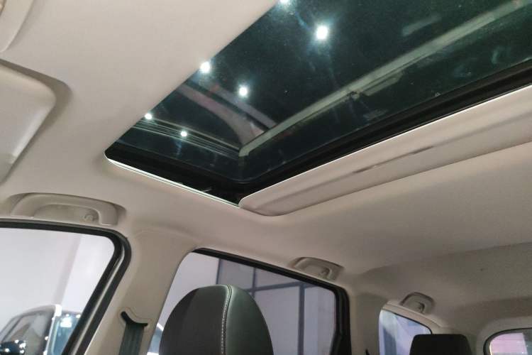 Used Baojun 360 2019 1.5L CVT Luxury Model China VI