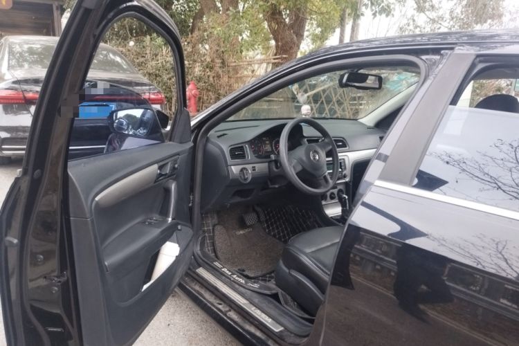 Used Volkswagen Lavida 2013 Restyled Classic 1.6L Automatic Comfort Edition