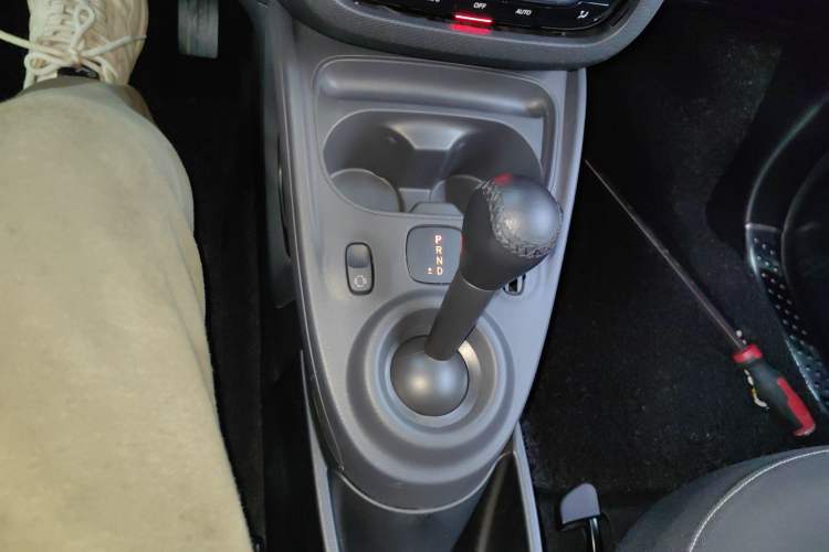 Used  fortwo 2019 0.9T 66kW Hardtop Wind Power Edition China VI
