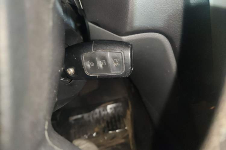 Used Ford Focus 2013 Hatchback Classic 1.8L Automatic Base Model
