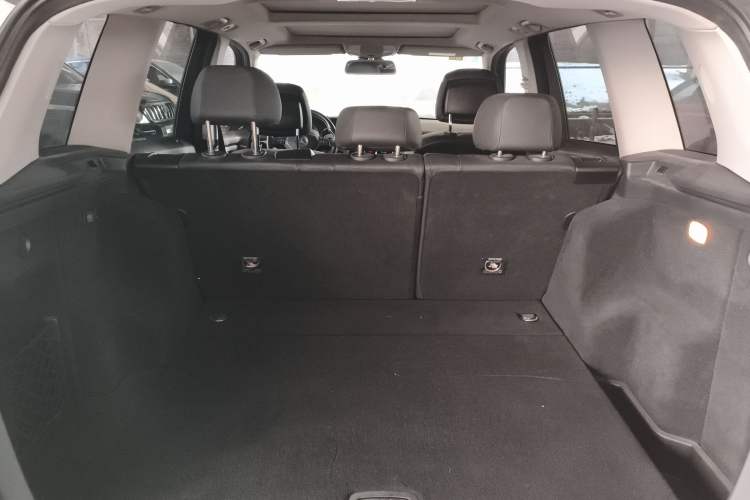 Used Mercedes-Benz GLK-Class 2013 GLK 300 4MATIC Dynamic Sunroof Model
