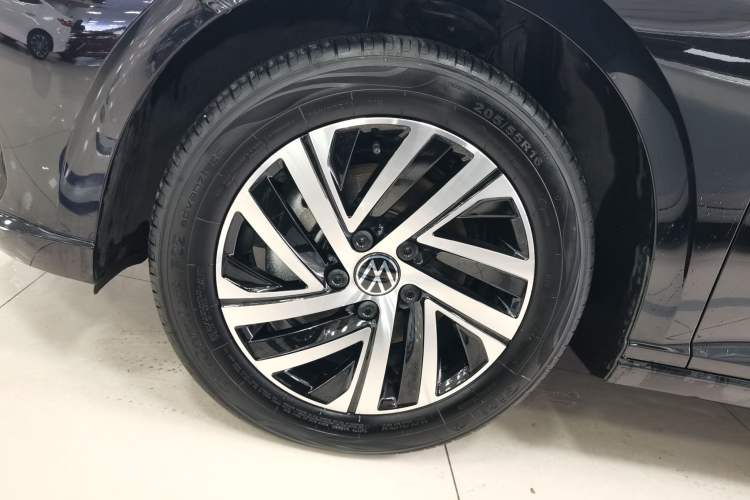 Used Volkswagen Lavida 2024 300TSI DSG Starry Sky Deluxe Edition
