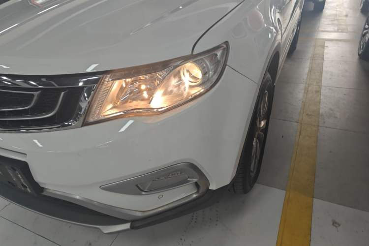 Used Geely Auto Emgrand X7 Sport 2016 2.0L Manual ZhiShang Version
