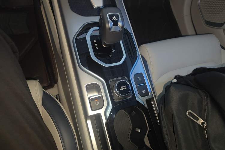 Used Geely Auto icon 2025 Linglong 1.5TD Ruyi Edition