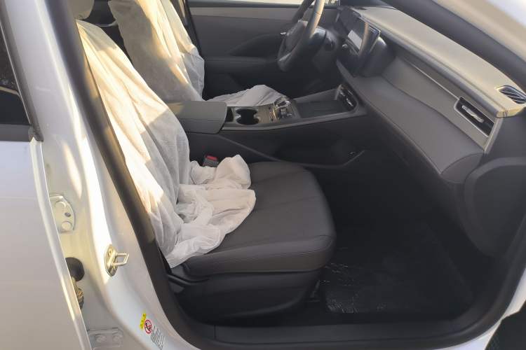 Used BYD Qin PLUS 2025 DM-i Smart Drive 55KM Leading Model