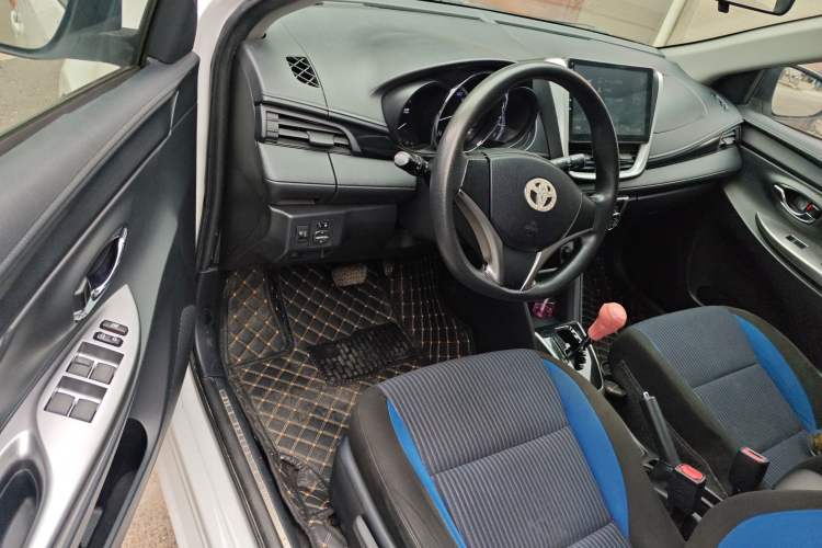 TDK.VehicleDetails.img