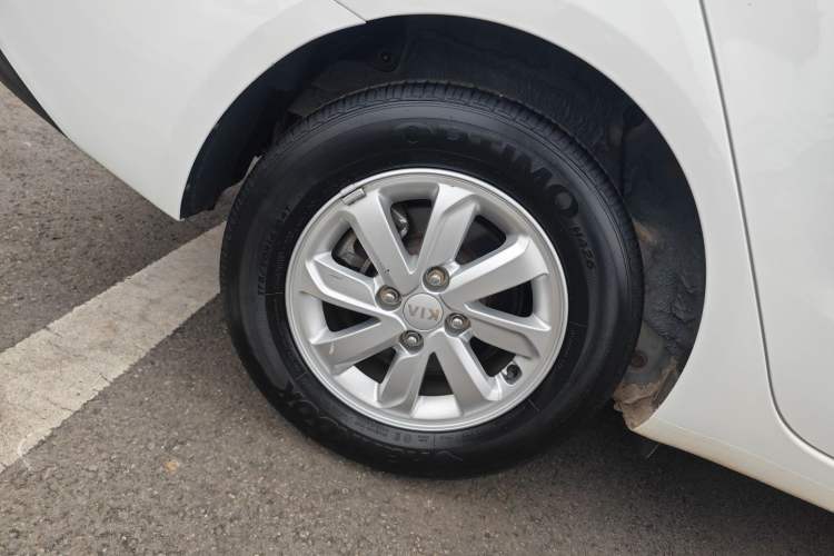 Used Kia K2 2015 Sedan 1.4L Automatic GLS
