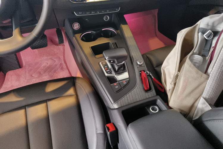 Used Audi A4L 2022 40 TFSI Luxury Prestige Edition
