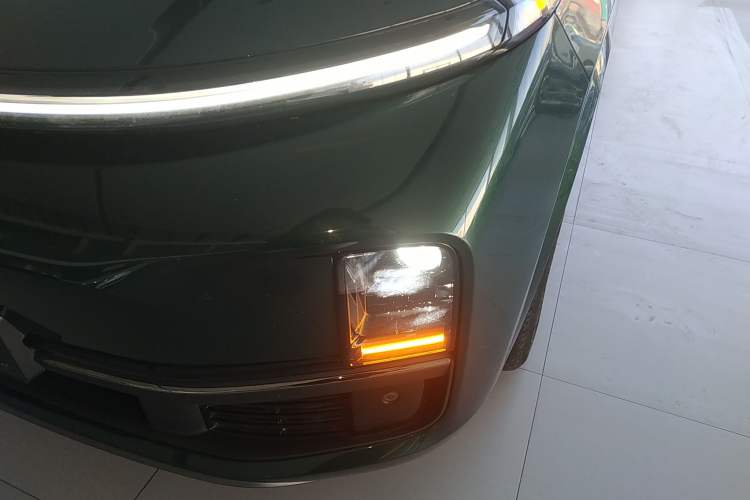 Used Li Auto L8 2023 Pro Model