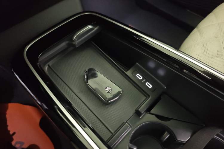 Used Volkswagen ID.6 CROZZ 2024 PRO Model
