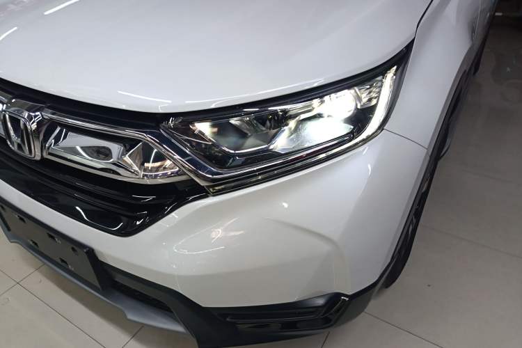 Used Honda CR-V 2019 Brilliant Edition Plus 240TURBO CVT Two-Wheel Drive Fashion Version China VI Emission Standard
