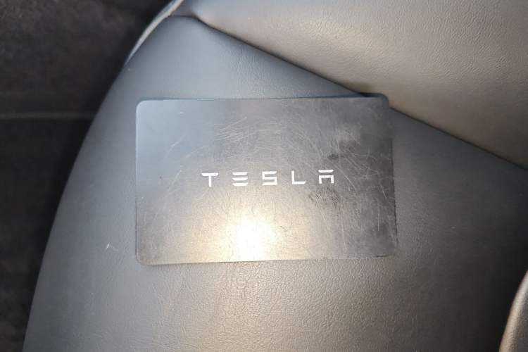 Used Tesla Model Y 2021 Standard Range Rear-Wheel Drive Version