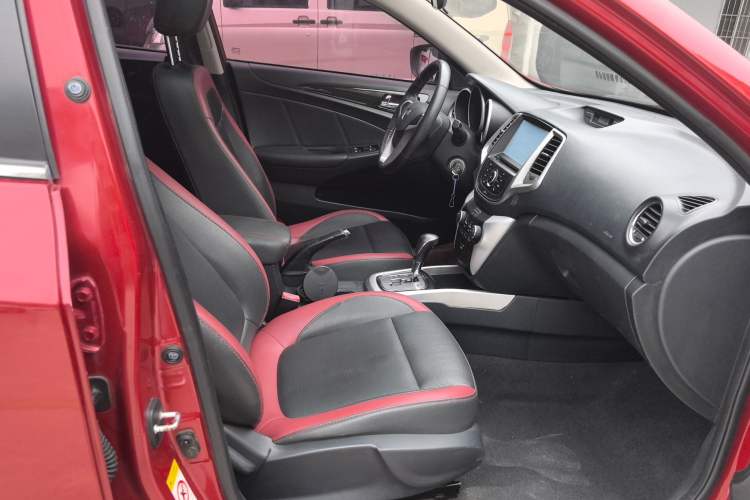 Used Changan Eado 2013 1.6L Automatic Junku Model China IV Standard
