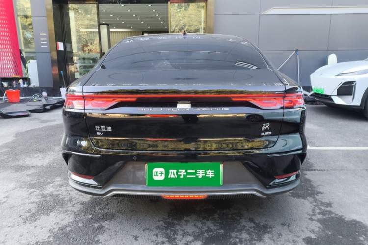 Used BYD Han 2024 EV Glory Edition 610 km All-Wheel Drive "Tian Shen Zhi Jia" Intelligent Driving Model
