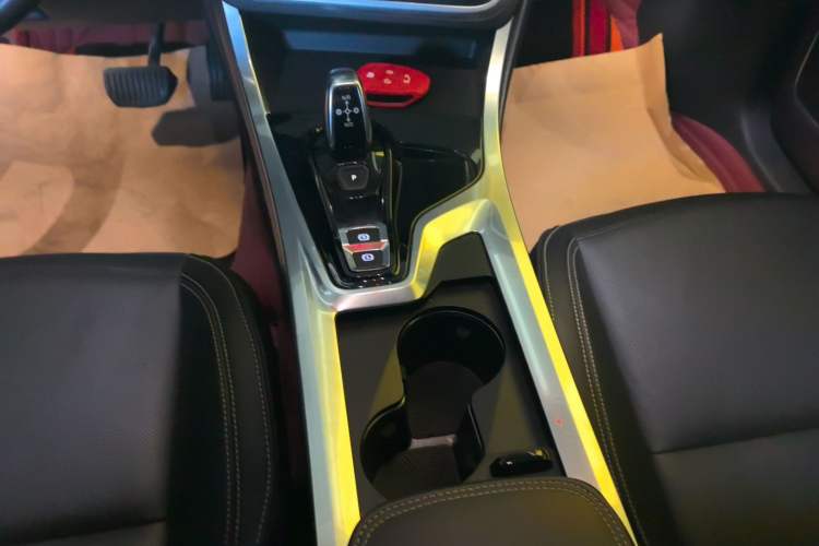 Used Lynk & Co 01 2017 2.0T Two-Wheel Drive Pro Edition
