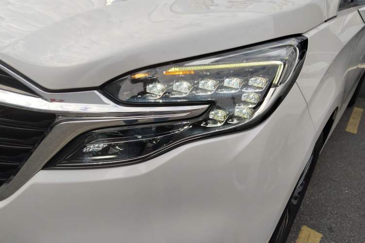 Used Buick GL8 2020 ES Land Cruiser 653T Comfort Edition
