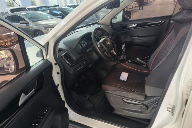 Used Dongfeng Aeolus AX5 2017 1.4T Manual Qushang Model
