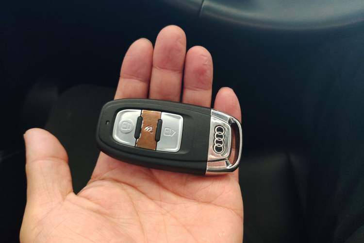 Used Audi Q2L 2018 35 TFSI Launch Exclusive Edition China V