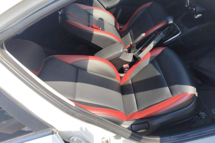 Used Kia KX Cross 2017 1.4L AT GLS
