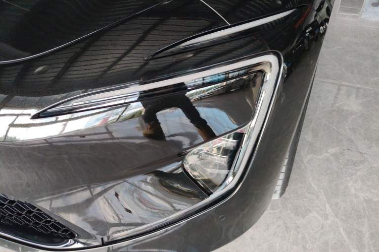 Used  12 2025 Ultra Extended-Range Edition
