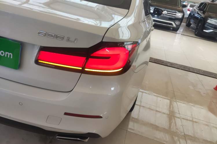 Used BMW 5 Series 2021 525Li Luxury Package
