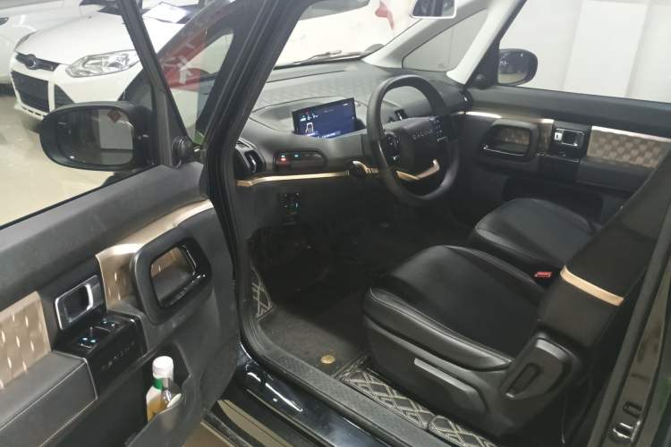 Used Baojun KiWi EV 2021 Artist Model Ternary Lithium