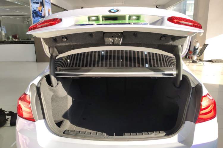 Used BMW 3 Series 2018 320Li Fashion Model