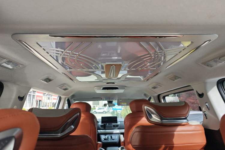 Used SAIC MAXUS G20 2023 ES 2.0T Gasoline Automatic Value Edition
